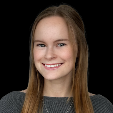 Maeve King headshot